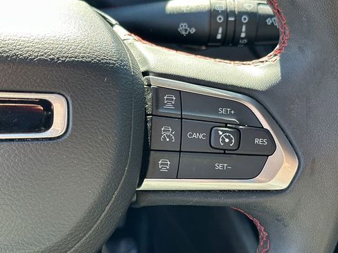 Used 2024 Jeep Compass Trailhawk image 25