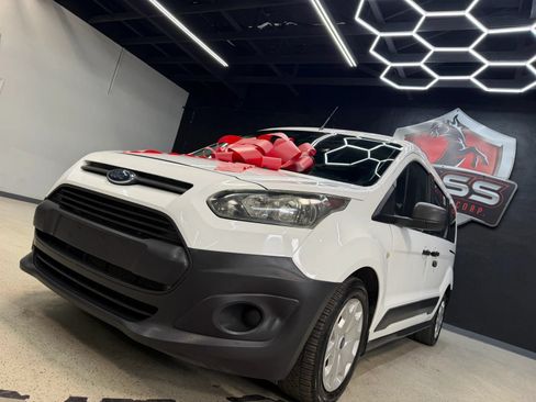 Used 2018 Ford Transit Connect XL FWD image 3