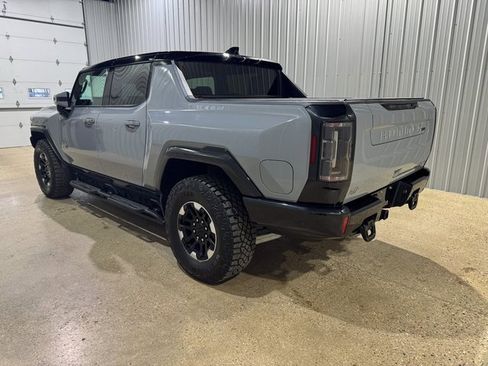 Used 2024 GMC Hummer EV 3X image 3