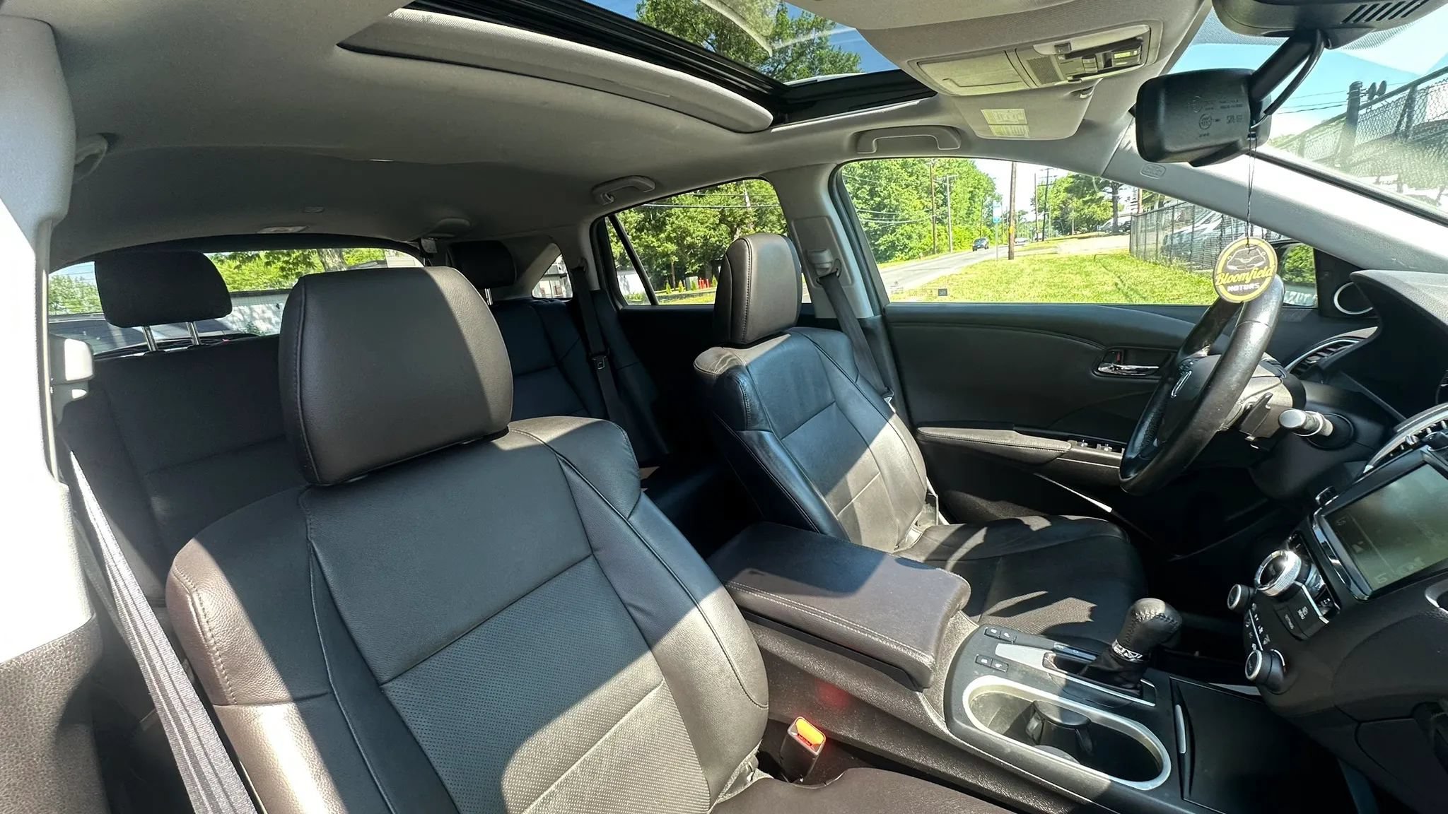 Used 2017 Acura RDX w/ Advance Package AWD/4WD image 32