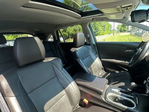 Used 2017 Acura RDX AWD w/ Advance Package image 32