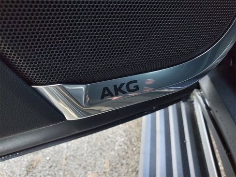 New 2026 Cadillac Escalade ESV Luxury w/ LPO, Radiant Package image 11