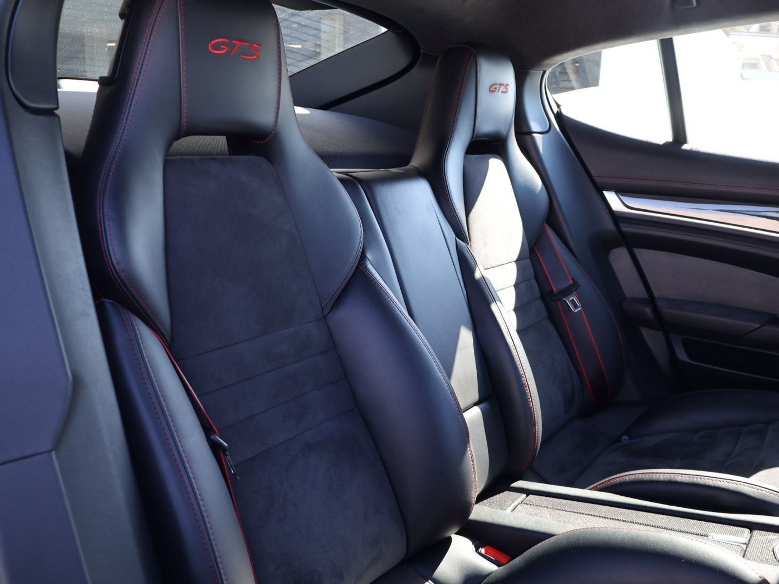 Certified 2015 Porsche Panamera GTS AWD/4WD image 23