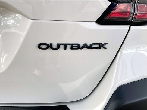 Used 2023 Subaru Outback Onyx Edition AWD/4WD image 10
