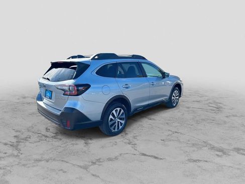 Used 2021 Subaru Outback Premium AWD/4WD image 8