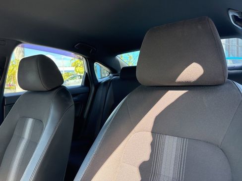 Used 2023 Honda Civic Sport image 16