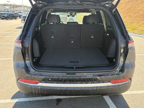 New 2026 Jeep Grand Cherokee Limited image 7
