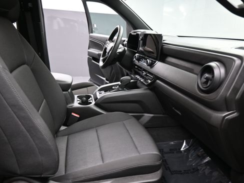 Certified 2024 Chevrolet Colorado Trail Boss w/ Advanced Trailering Package image 18