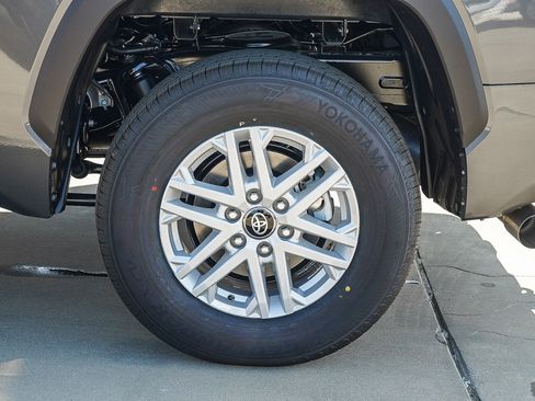 New 2026 Toyota Tundra SR5 image 12