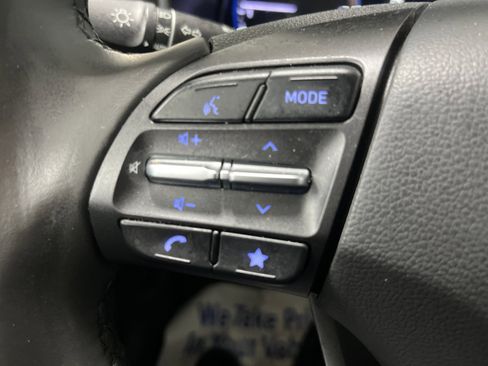 Used 2023 Hyundai Kona SEL w/ Convenience Package image 19