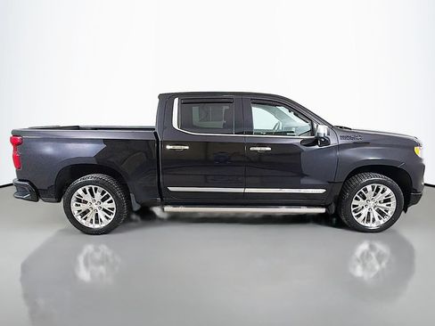 Used 2023 Chevrolet Silverado 1500 High Country AWD/4WD image 19