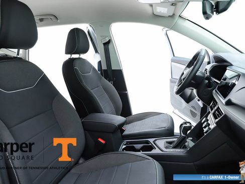 Used 2024 Volkswagen Taos SE FWD image 35
