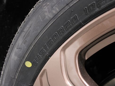 New 2026 Subaru Ascent Limited Bronze image 37