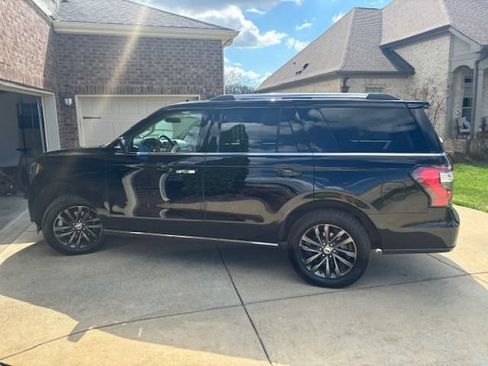 Used 2019 Ford Expedition Limited AWD/4WD image 5