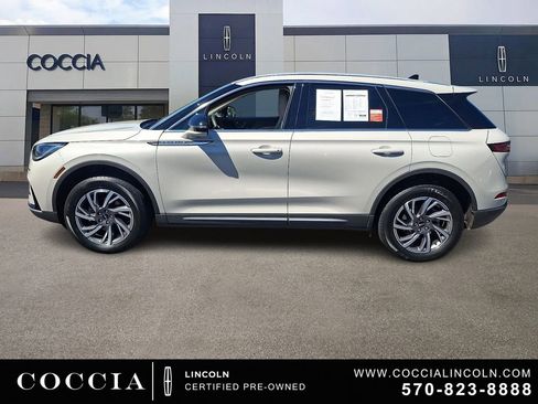 Certified 2023 Lincoln Corsair AWD w/ Equipment Group 101A image 7