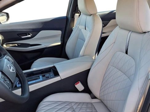 New 2026 Nissan Sentra SL w/ Floor Mat Package image 12