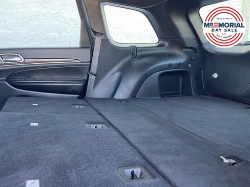 Certified 2022 Jeep Grand Cherokee Limited AWD/4WD image 27