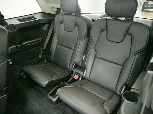 Certified 2023 Volvo XC90 T8 Ultimate w/ Lounge Package AWD/4WD image 22