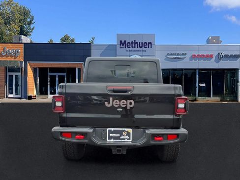 Used 2026 Jeep Gladiator Rubicon AWD/4WD image 4
