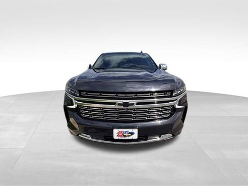 Used 2023 Chevrolet Tahoe Premier w/ Premium Package 2 AWD/4WD image 3
