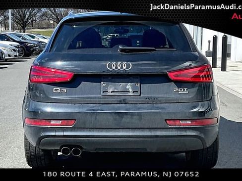 Used 2015 Audi Q3 2.0T Prestige w/ Prestige Package image 4