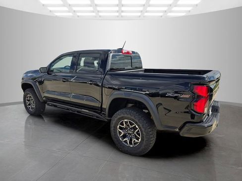 New 2026 Chevrolet Colorado ZR2 w/ Technology Package AWD/4WD image 9
