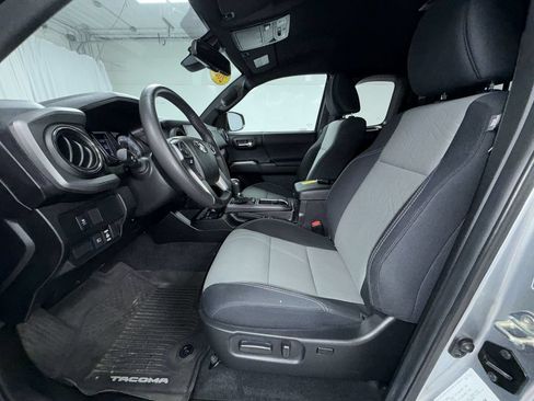 Certified 2021 Toyota Tacoma TRD Sport w/ Technology Package AWD/4WD image 13