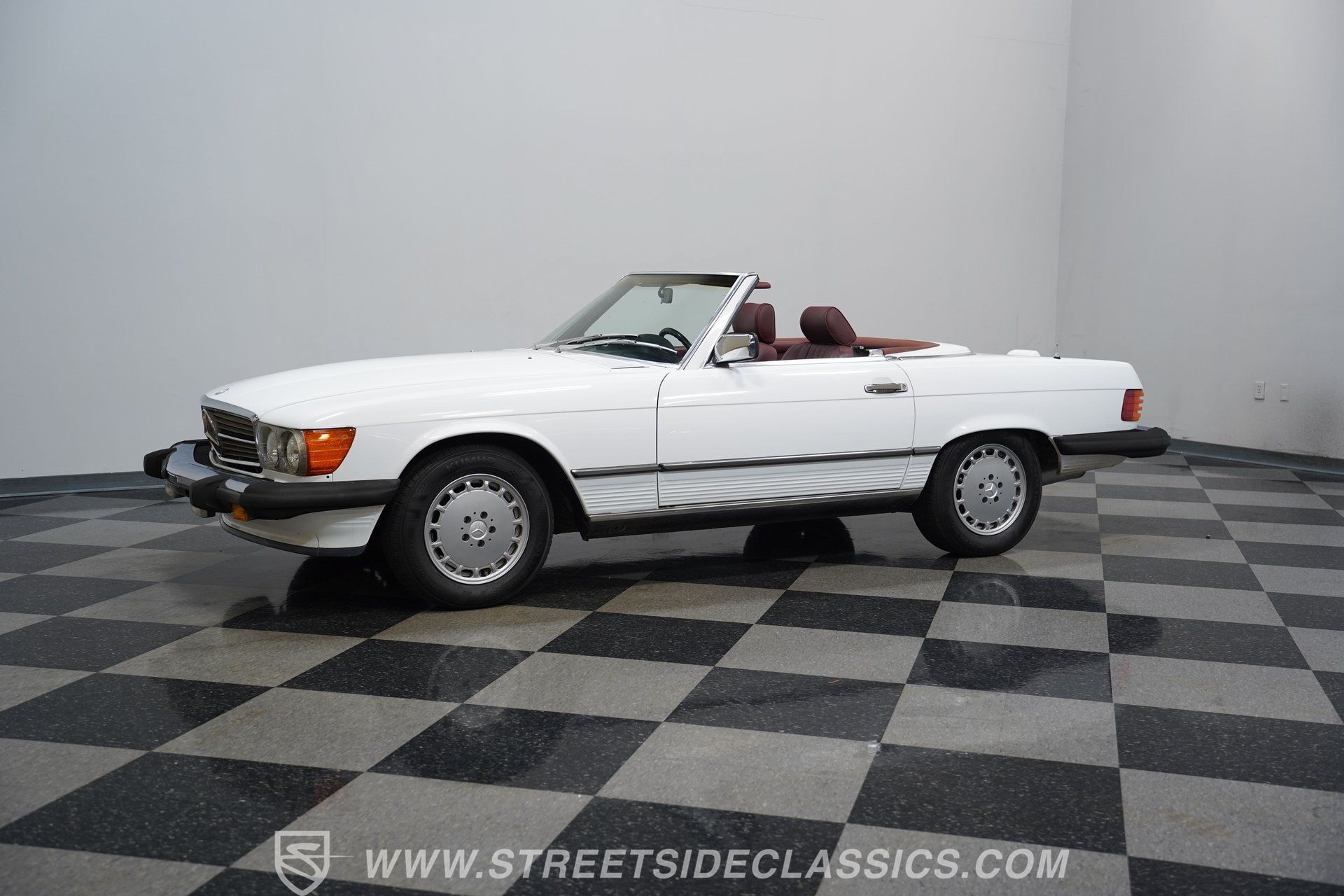 Used 1989 Mercedes-Benz 560 SL image 7