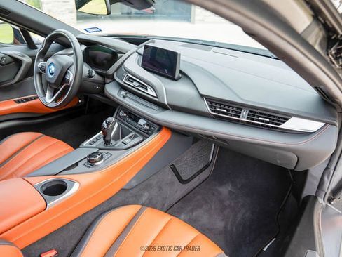 Used 2019 BMW i8 Coupe image 88