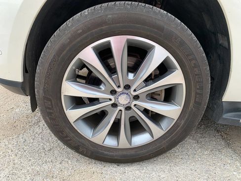 Used 2014 Mercedes-Benz GL 450 4MATIC image 34