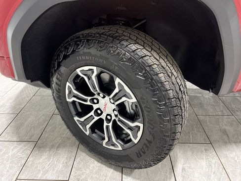 New 2025 GMC Canyon AT4 w/ Technology Plus Package image 33
