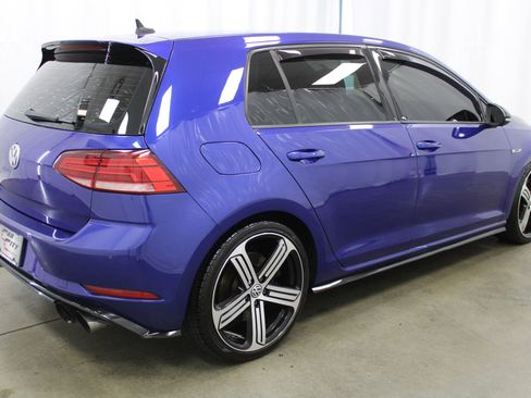 Used 2018 Volkswagen Golf R 4-Door image 4