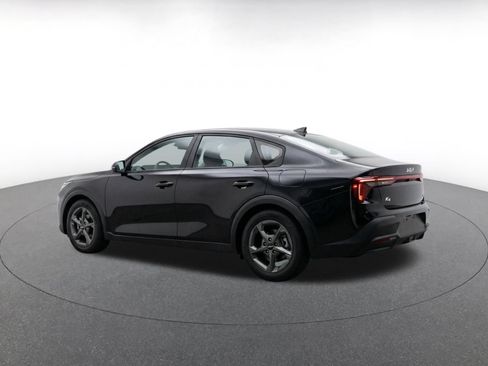 Used 2026 Kia K4 FWD image 7