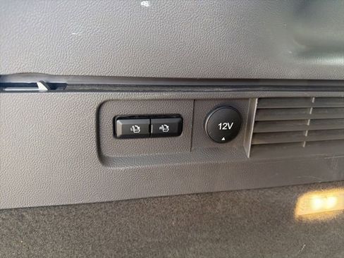 Used 2019 Lincoln Nautilus Reserve FWD image 13