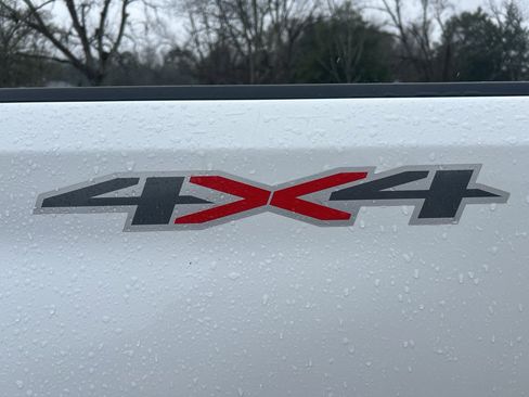 Used 2023 Chevrolet Silverado 2500 Custom w/ Custom Convenience Package image 6