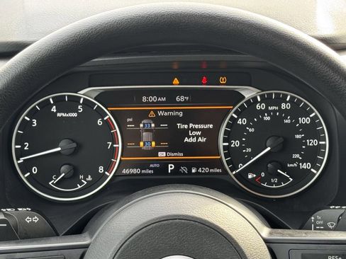 Used 2024 Nissan Rogue SV image 16