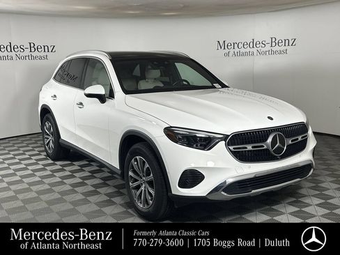 Certified 2024 Mercedes-Benz GLC 300 image 1
