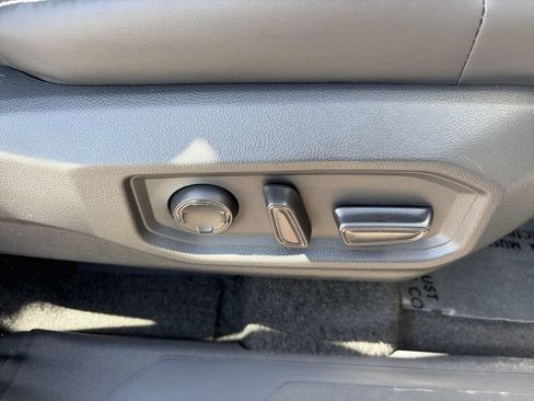 Used 2024 Toyota Sequoia Capstone AWD/4WD image 27