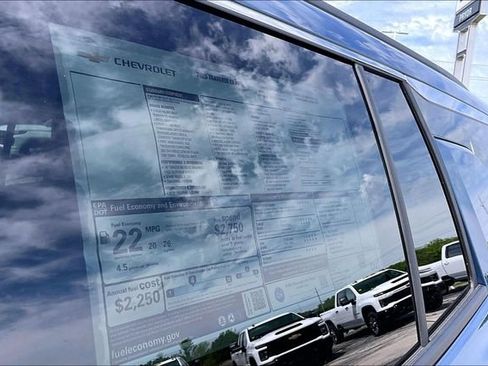 New 2026 Chevrolet Traverse LT FWD image 14
