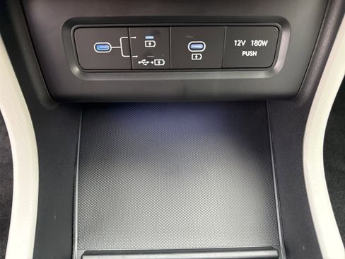 Used 2025 Hyundai Tucson Limited image 26