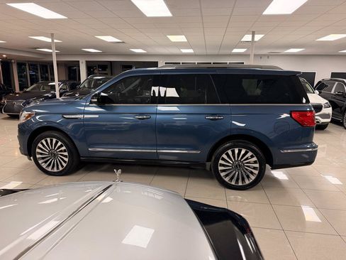 Used 2018 Lincoln Navigator Reserve w/ Technology Package AWD/4WD image 7
