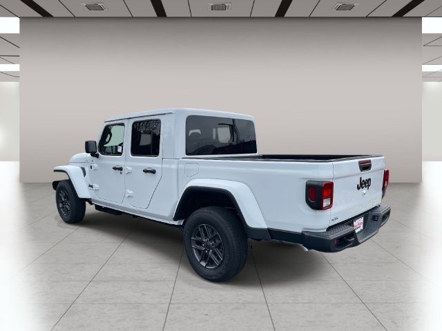 New 2026 Jeep Gladiator Sport AWD/4WD image 5