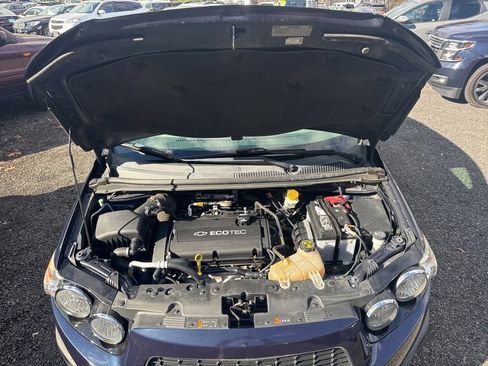 Used 2015 Chevrolet Sonic LT image 36