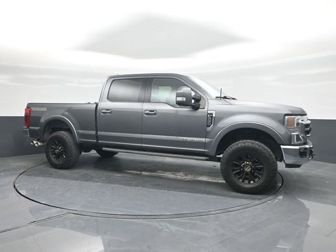 Certified 2021 Ford F250 Lariat w/ Tremor Off-Road Package image 11