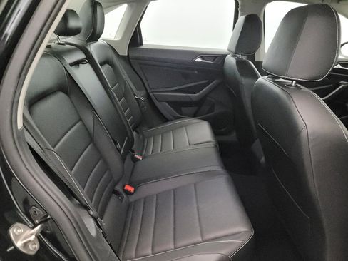 Used 2024 Volkswagen Jetta SE FWD image 19