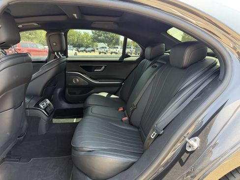 Used 2023 Mercedes-Benz S 500 4MATIC w/ AMG Line image 28