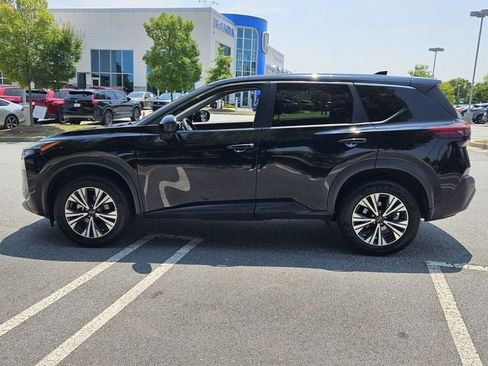 Used 2023 Nissan Rogue SV AWD/4WD image 5