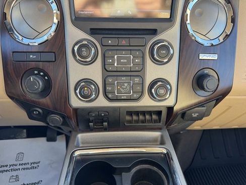 Used 2015 Ford F250 Lariat w/ Chrome Package image 30