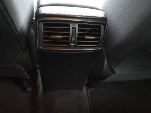 Used 2022 Nissan Rogue Sport SV FWD image 18