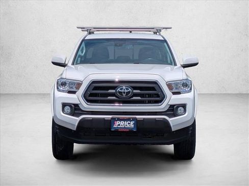 Used 2023 Toyota Tacoma SR5 AWD/4WD image 2